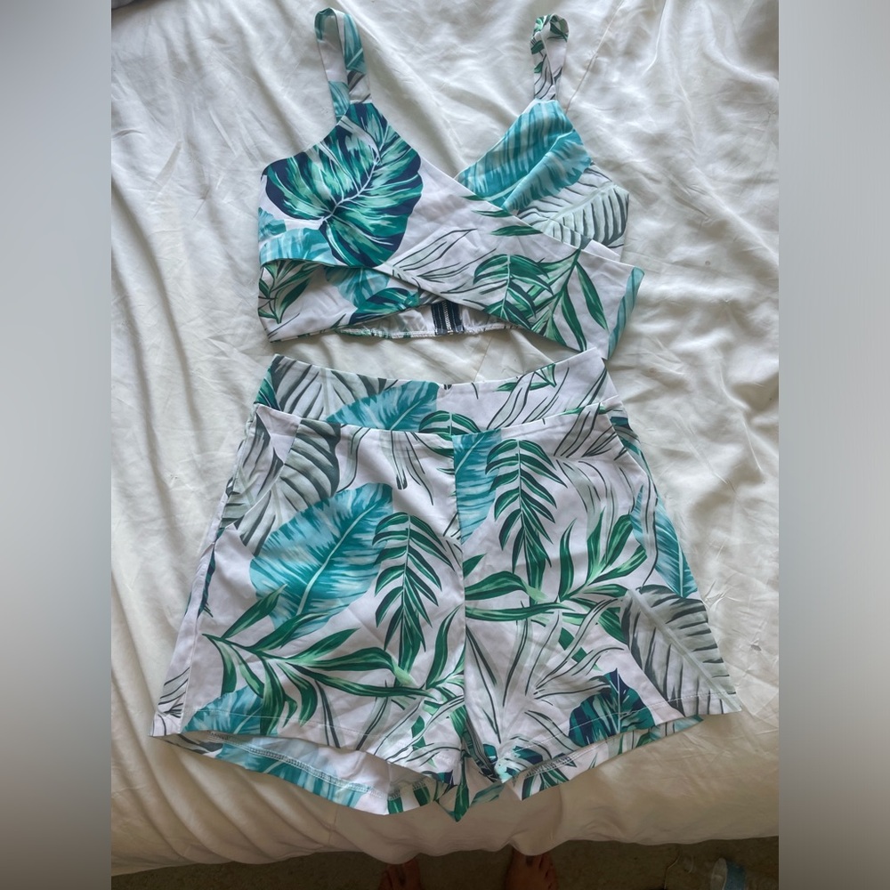 Tropical two piece set- shorts and cross over top size S